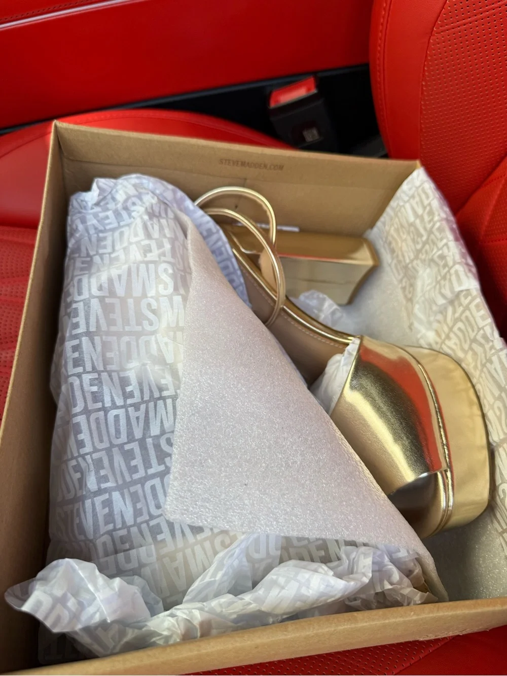 Steve Madden Metallic Gold Platform Block Heel Sandals Size 11 *New in box*